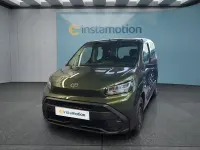 Neu Toyota Proace Verso City 110 PS (80 kW) 2026 Grün Kombi