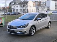 Gebraucht Opel Astra Dynamic 110 PS (80 kW) 2016 Silber Limousine