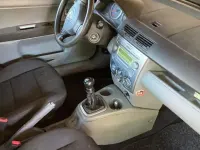 Gebraucht Mazda 2 Comfort 75 PS (55 kW) 2003 Rot Kleinwagen