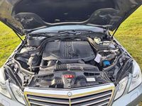 Gebraucht Mercedes E220 170 PS (125 kW) 2011 Grau Kombi