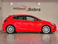 Gebraucht Opel Astra 194 PS (142 kW) 2012 Rot Limousine