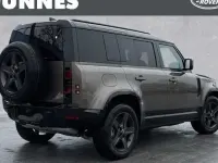 Gebraucht Land Rover Defender SE Dynamic 300 PS (220 kW) 2025 Braun SUV