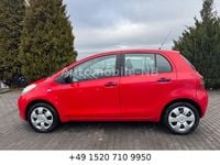 Gebraucht Toyota Yaris Cool 69 PS (50 kW) 2008 Rot Kleinwagen
