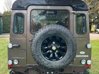 Gebraucht Land Rover Defender 122 PS (89 kW) 2013 Braun SUV