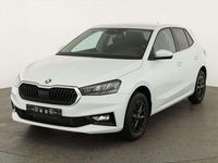 Neu Skoda Fabia Selection 116 PS (85 kW) 2025 Moon white metallic Limousine
