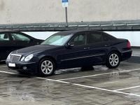 Gebraucht Mercedes E220 180 PS (132 kW) 2007 Blau Limousine