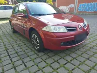 Używany Renault Mégane Avantage 112 KM (82 kW) 2008 Czerwony Sedan/Limuzyna