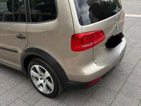 Gebraucht VW Touran 140 PS (102 kW) 2013 Andere farben Van / Kleinbus