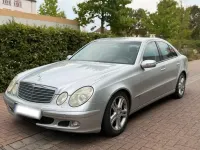 Gebraucht Mercedes E240 177 PS (130 kW) 2004 Silber Limousine