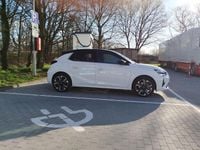 Gebraucht Opel Corsa-e Ultimate 100 kW (136 PS) 2023 Weiß Kleinwagen