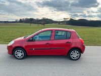 Gebraucht Renault Clio II 75 PS (55 kW) 2006 Rot Kleinwagen