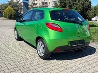 Second-hand Mazda 2 Active 75 CP (55 kW) 2012 Verde Hatchback