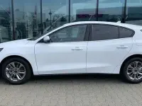 Gebraucht Ford Focus Titanium 125 PS (91 kW) 2024 Frozen white Limousine