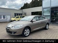 Gebraucht Renault Fluence Expression 110 PS (80 kW) 2010 Gold Limousine