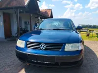 Gebraucht VW Passat 100 PS (73 kW) 1999 Blau Limousine