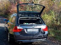 Gebraucht BMW 318 130 PS (95 kW) 2006 Grau Kombi