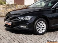 Gebraucht VW Passat Business 150 PS (110 kW) 2022 Schwarz Kombi