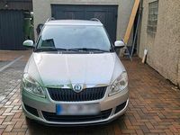 Gebraucht Skoda Fabia 90 PS (66 kW) 2012 Grau Kombi