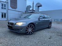 Gebraucht BMW 525 204 PS (150 kW) 2011 Grau Kombi