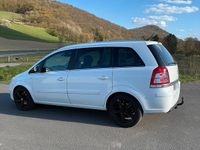 Gebraucht Opel Zafira 125 PS (91 kW) 2010 Weiß Van / Kleinbus