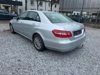 Gebraucht Mercedes E200 136 PS (100 kW) 2009 Silber Limousine