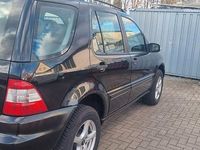 Gebraucht Mercedes ML350 235 PS (172 kW) 2003 Schwarz SUV