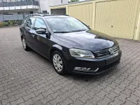 Gebraucht VW Passat 105 PS (77 kW) 2012 Schwarz Kombi