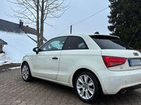 Gebraucht Audi A1 Ambition 105 PS (77 kW) 2011 Weiß Kleinwagen