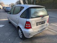 Gebraucht Mercedes A140 Classic 82 PS (60 kW) 2002 Silber Van / Kleinbus
