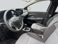 Gebraucht Dacia Jogger Extreme 94 PS (69 kW) 2025 Schiefergrau Van / Kleinbus