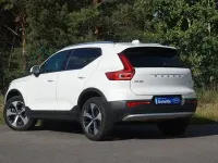 Gebraucht Volvo XC40 Core 163 PS (119 kW) 2024 Weiß SUV