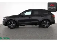 Gebraucht VW Touareg R 462 PS (339 kW) 2024 Grenadillschwarz SUV