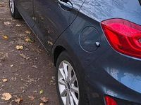 Gebraucht Ford Fiesta 105 PS (77 kW) 2018 Blau Kleinwagen