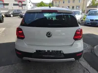 Gebraucht VW Polo 90 PS (66 kW) 2015 Weiß Limousine