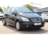Gebraucht Mercedes C180 156 PS (114 kW) 2010 Silber (metallic) Kombi