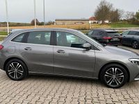 Gebraucht Mercedes E250 Progressive 163 PS (119 kW) 2024 Grau Limousine