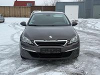 Gebraucht Peugeot 308 Active 125 PS (91 kW) 2014 Braun Kleinwagen
