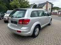 Gebraucht Dodge Journey SE 170 PS (125 kW) 2010 Silber SUV