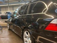 Gebraucht BMW 530 235 PS (172 kW) 2007 Schwarz Kombi