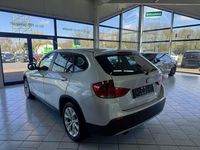 Gebraucht BMW X1 150 PS (110 kW) 2010 Silber SUV
