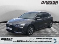 Gebraucht Ford Focus ST-Line 125 PS (91 kW) 2023 Metallic) (grau Limousine
