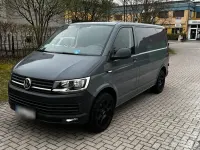 Gebraucht VW Transporter 150 PS (110 kW) 2019 Grau Van