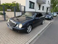Gebraucht Mercedes CLK320 Elegance 218 PS (160 kW) 1999 Blau Cabrio