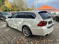 Gebraucht BMW 325 218 PS (160 kW) 2005 Weiß Kombi