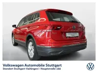 Gebraucht VW Tiguan Allspace Life 150 PS (110 kW) 2022 Rot SUV