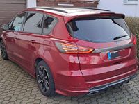 Gebraucht Ford S-MAX ST-Line 190 PS (139 kW) 2018 Rot Van / Kleinbus