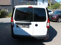 Gebraucht VW Caddy 102 PS (75 kW) 2022 Weiß Van / Kleinbus