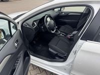 Gebraucht Citroën C4 Tendance 131 PS (96 kW) 2014 Weiß Limousine