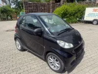 Gebraucht Smart ForTwo Coupé 61 PS (44 kW) 2011 Schwarz Coupé