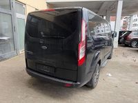 Gebraucht Ford Transit Titanium 185 PS (136 kW) 2021 Schwarz Kombi